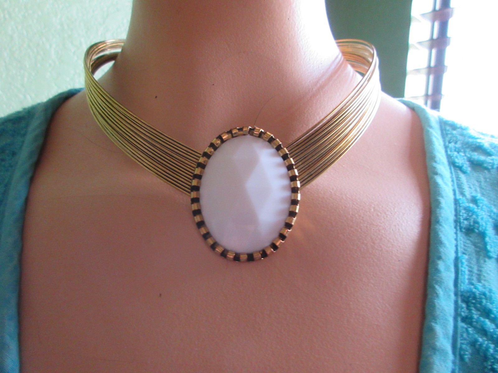 4Different Women’s Unique Chocker/Necklaces/Earrings Vintage Victorian Goth Avon