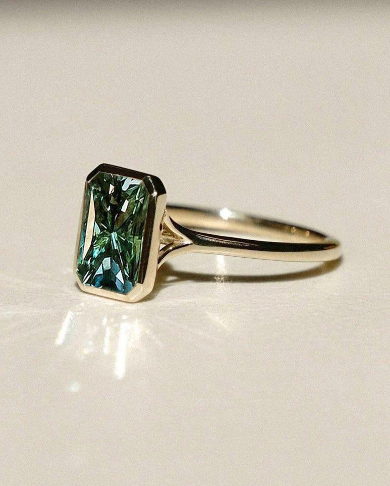 925 Silver Octagon GreenTeal Sapphire Solitaire Engagement Minimalist Split band