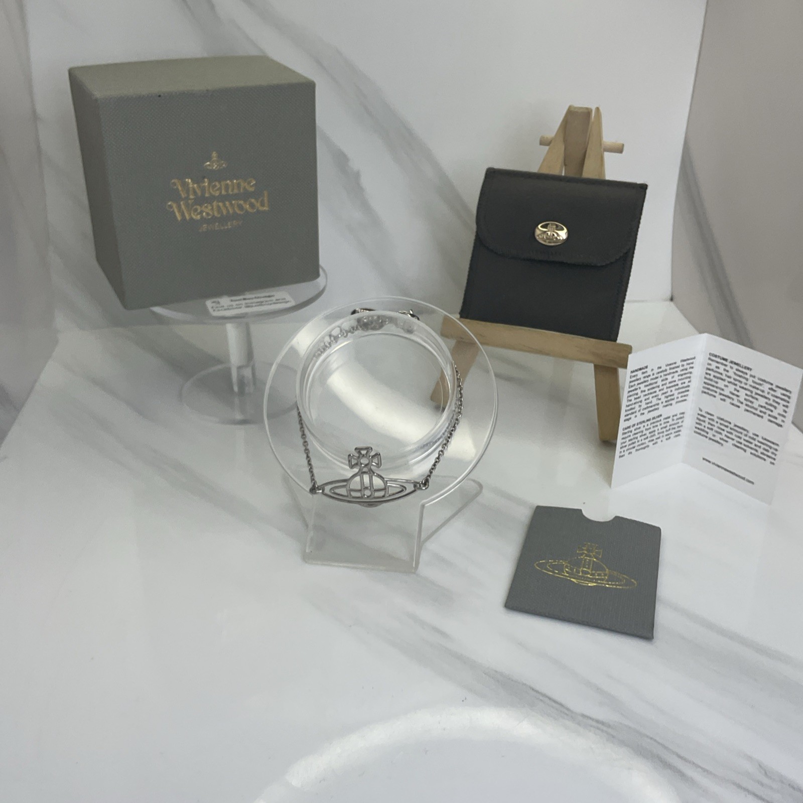 VIVIENNE WESTWOOD Thin Lines Unisex Bracelet Silver Boxed & Pouch Size: 16- 18cm