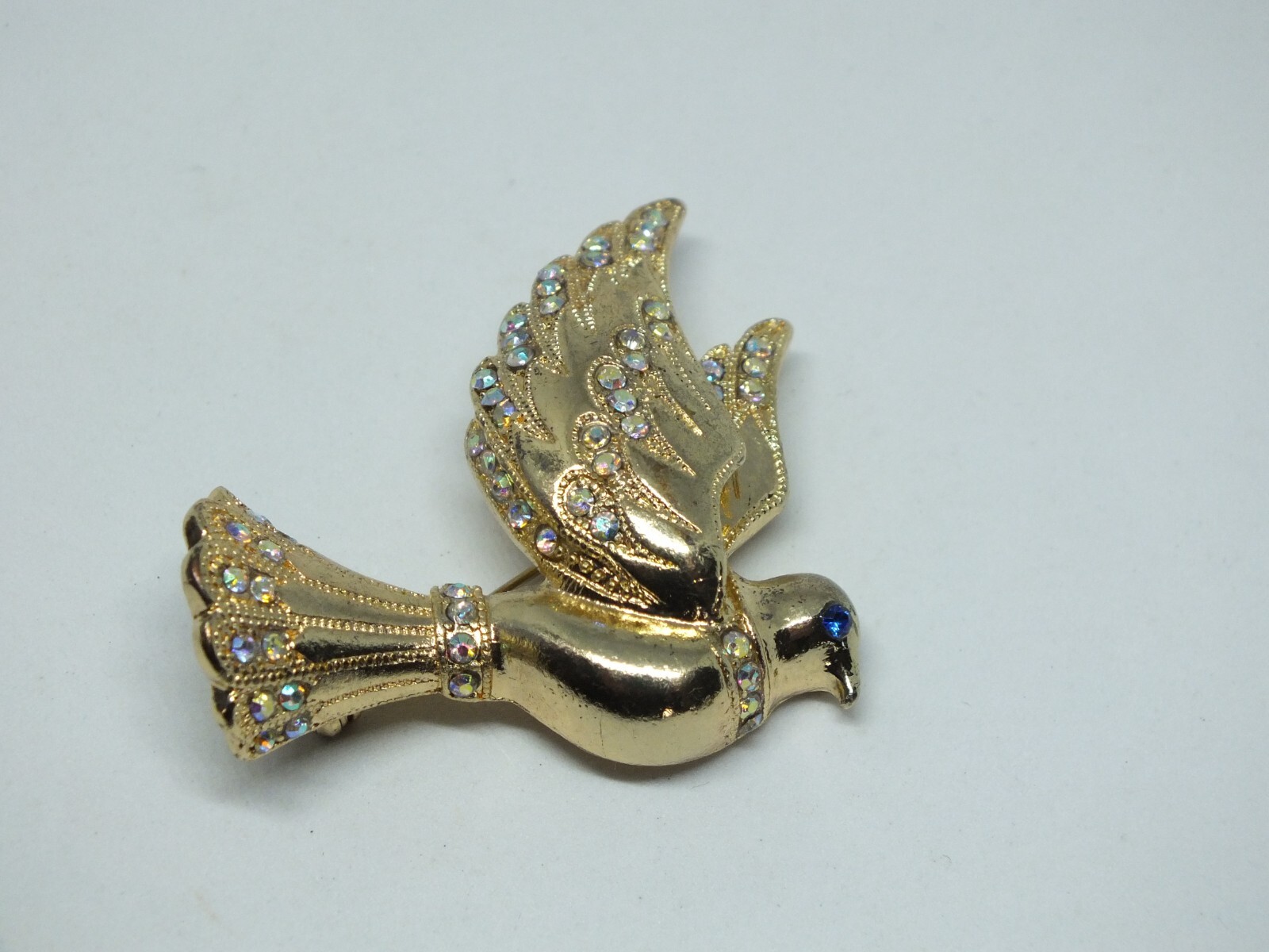 Beautiful Brooch Pin Gold Tone Dove Bird AB Rhinestones 1 3/4 x 1 3/4″