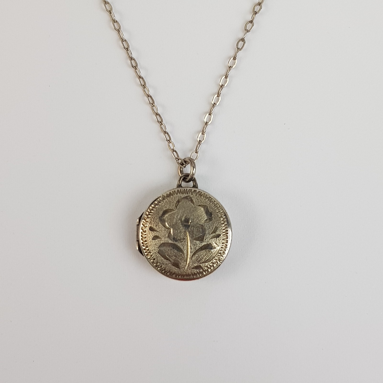 Vintage Sterling Silver Flower Etched Pendant Locket on Chain 51.5cm Signed JAM