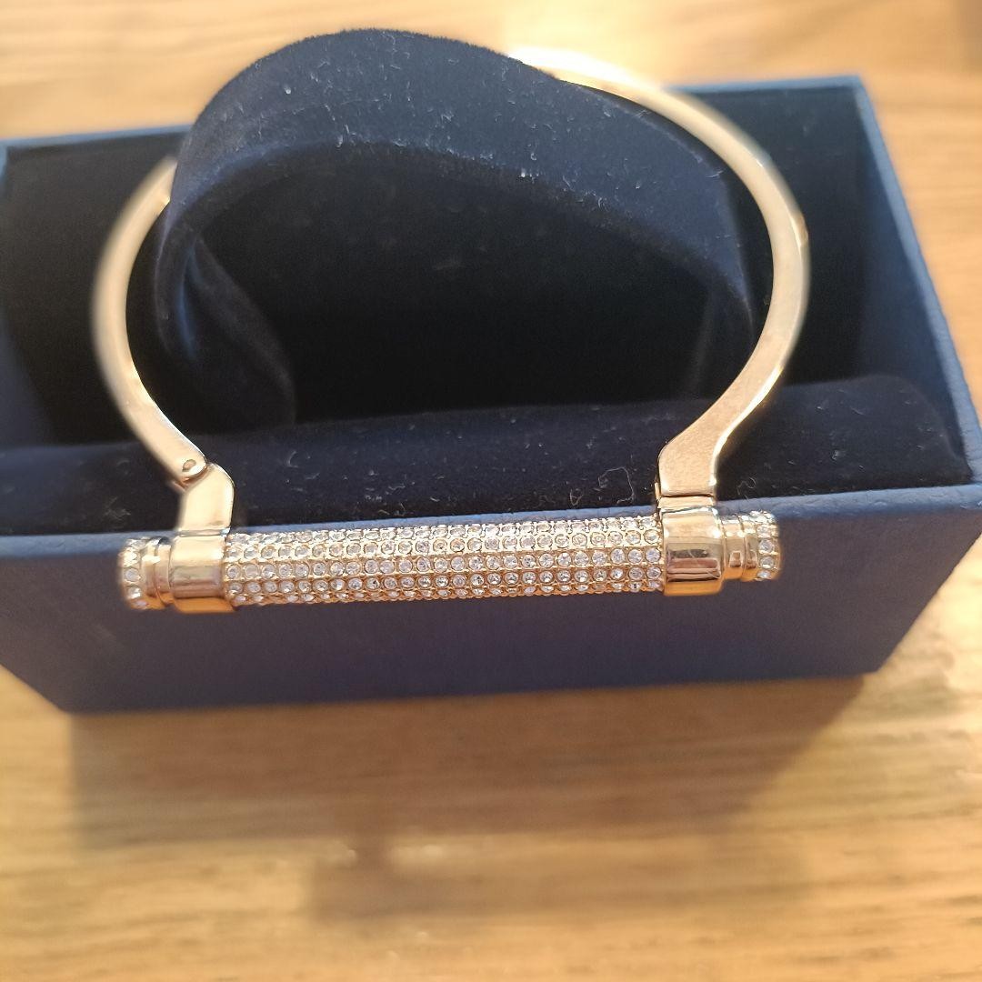 SWAROVSKI Gold Bangle No Accessories M Size