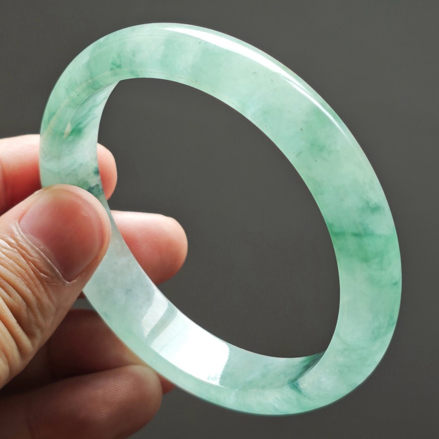 62mm Burma Natural Ice Green Jadeite Bracelet Emerald Jade Bracelet Bangle 4025