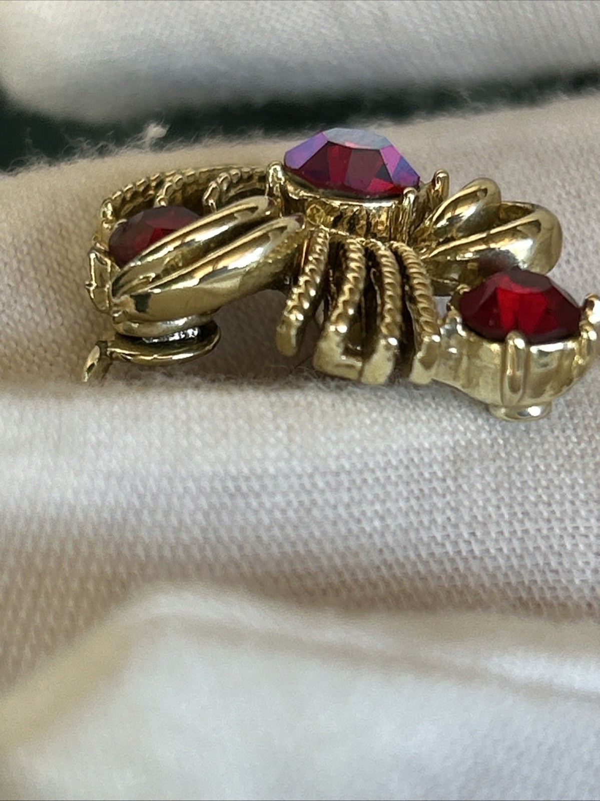Vtg Coro 3 Piece Set Necklace Bracelet Earrings Red Aurora Borealis Rhinestones