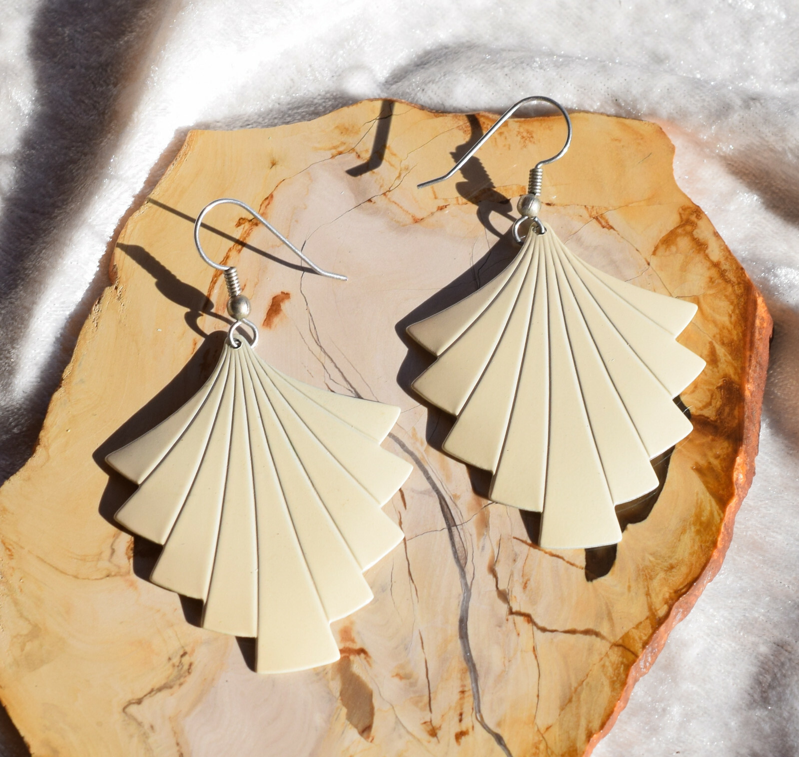 Cream Designer Earrings Drop Dangle Hook 2″ x 1 3/8″