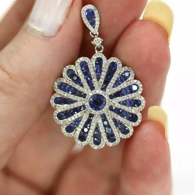 Sapphire 2Ct Simulated Round Cut Flower Pendant In 14K White Gold Plated Chain