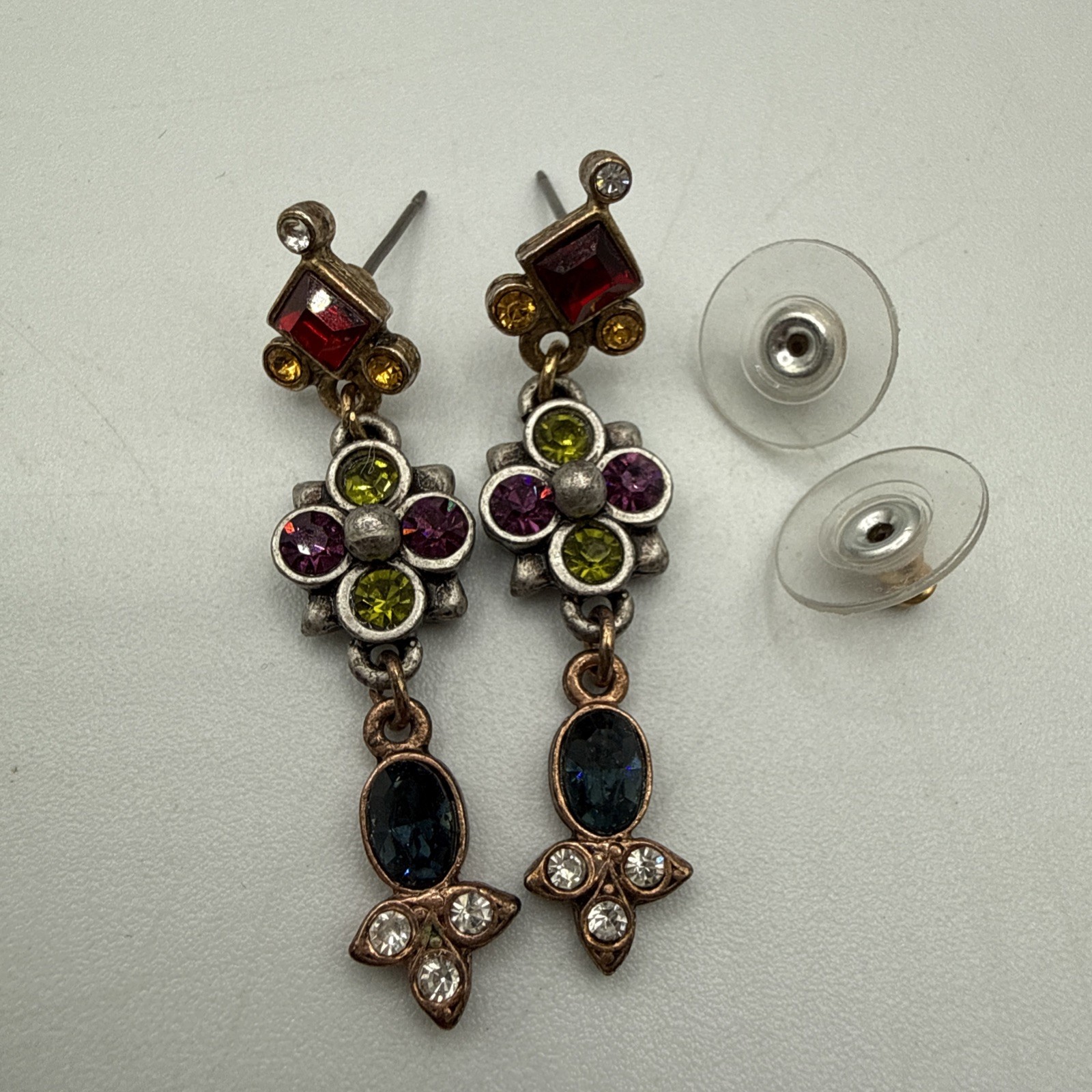 Sweet Romance Dainty Earrings Vintage Drop Renaissance Canterbury Beautiful!