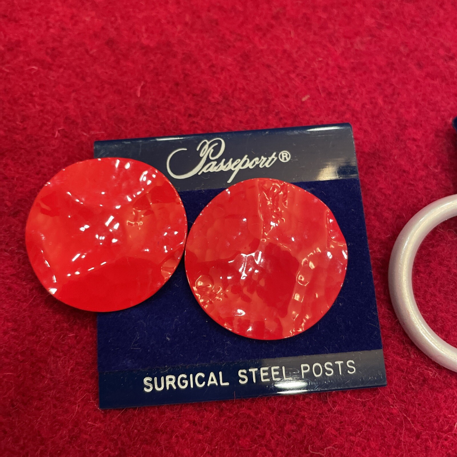 Lot Of 7 Pair New Earrings On Card Passeport Brand Plastic And Metal Pierced