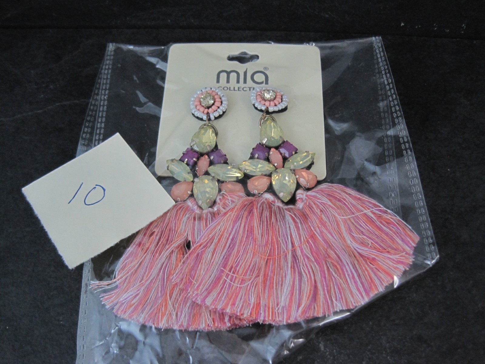 Lot of 388 Boutique Fashion Jewelry NEW $4268 Retail