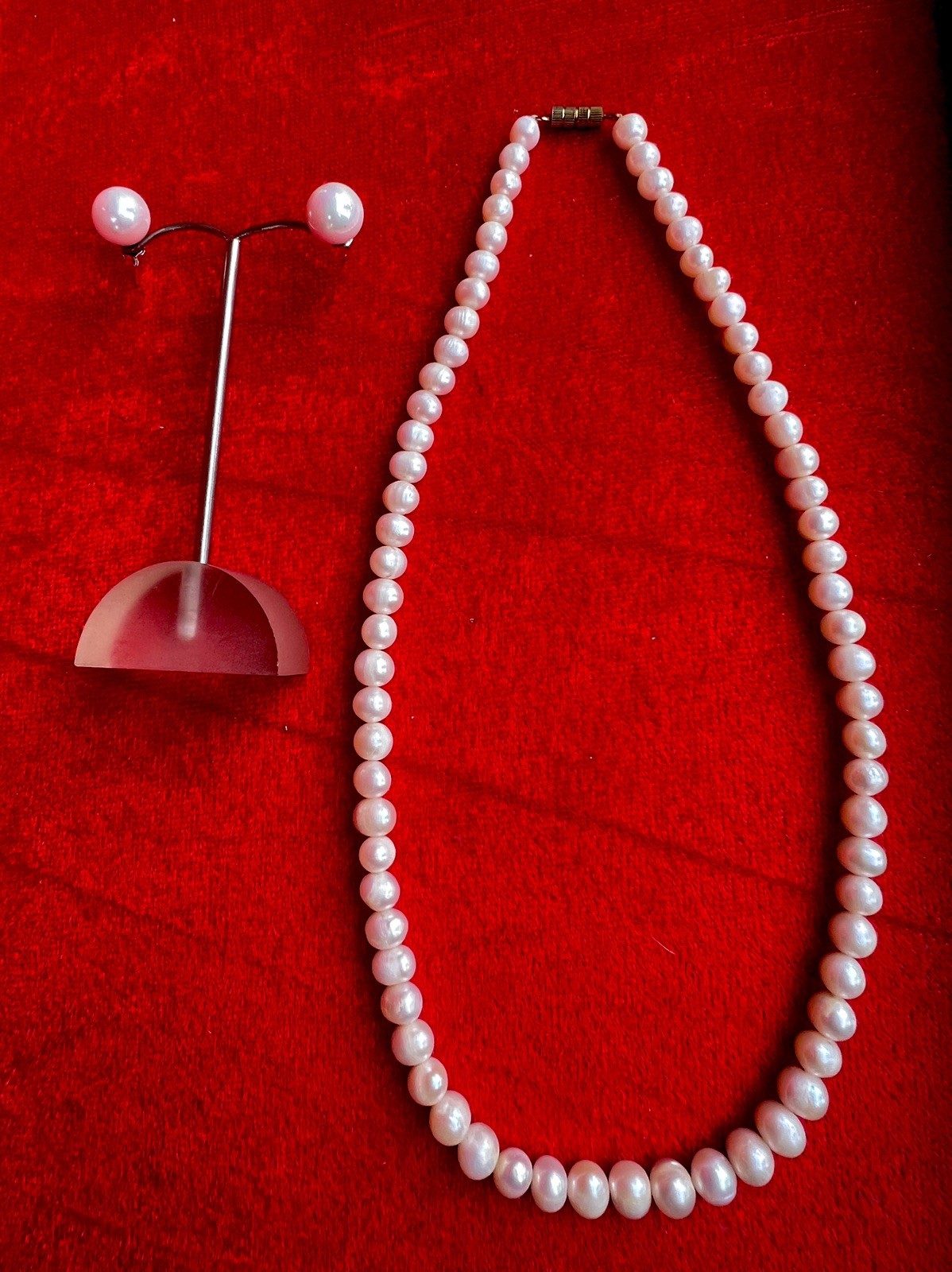 Vintage Freshwater Pearl Necklace & Earrings Set Gold Clasp 20th Century 18”