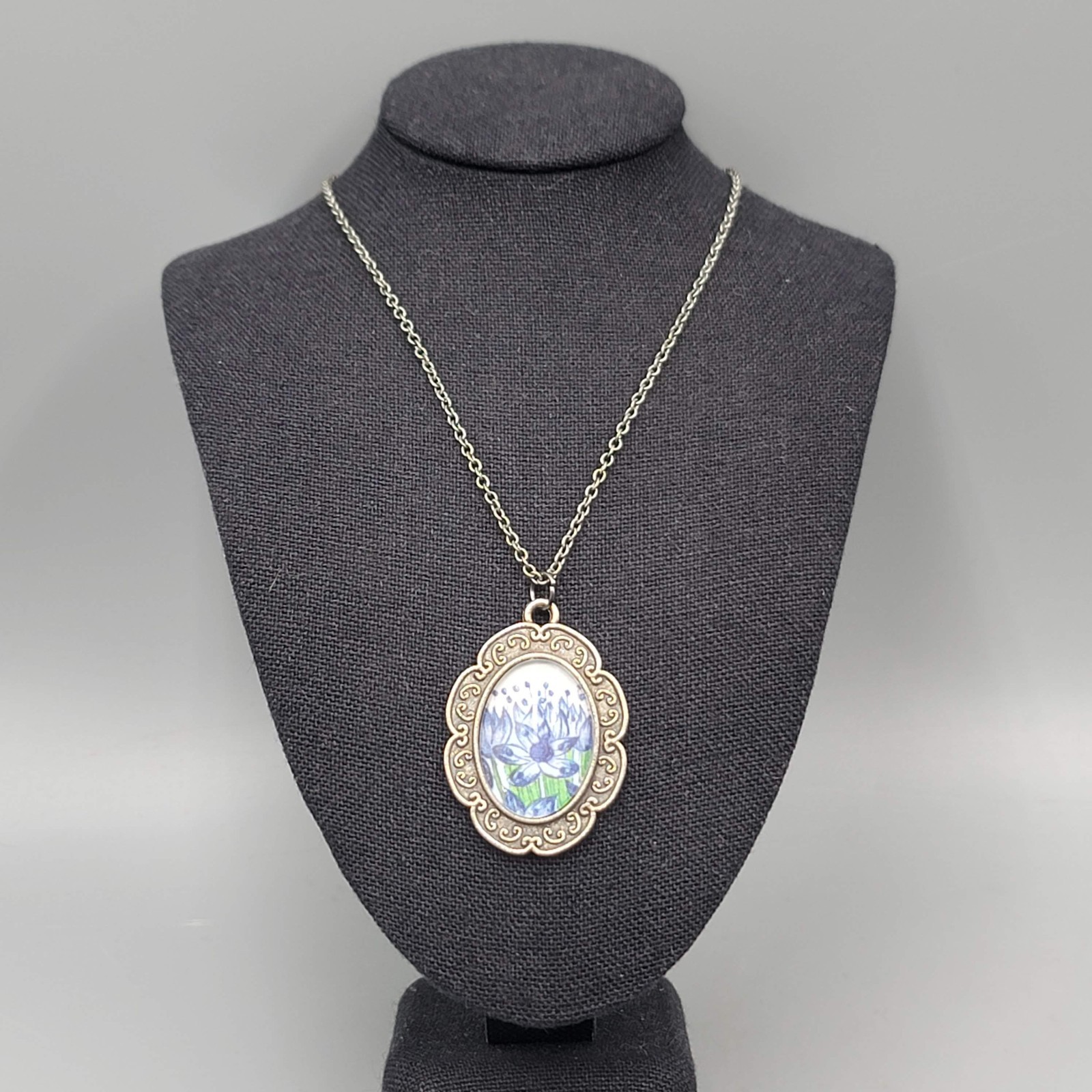 Blue Flower Oval Cameo Pendant Necklace Silver tone 16 – 18″ adj
