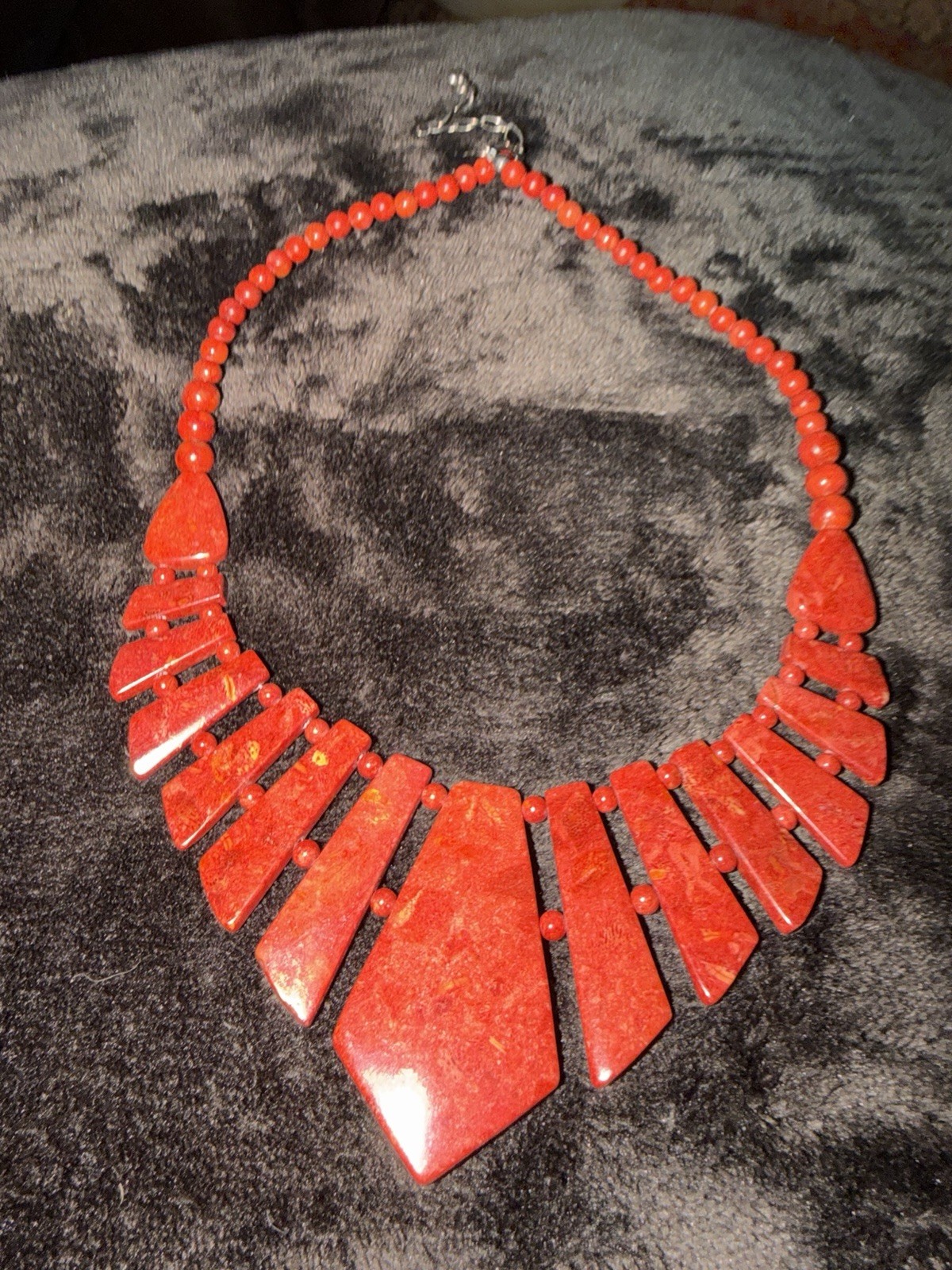 Red Beaded Statement Bib Necklace Geometric Pendant Ball/Bead Lobster Jay king