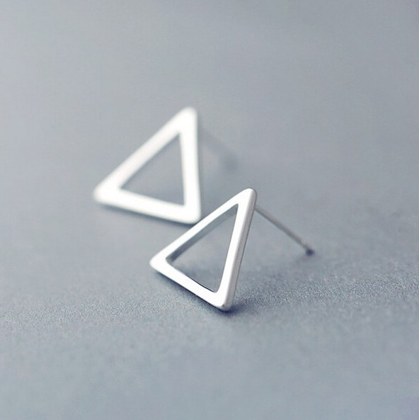 Fashion Women 1.5×1.3cm Triangle 925 Sterling Silver Stud Earrings Gift Box S4