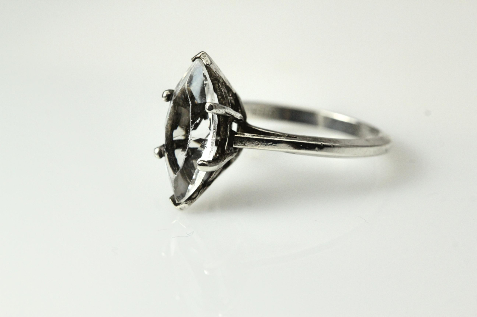 925 Sterling Silver Size 6.25 Marquise Cubic Zirconia 2.7 Grams (RIN6061)