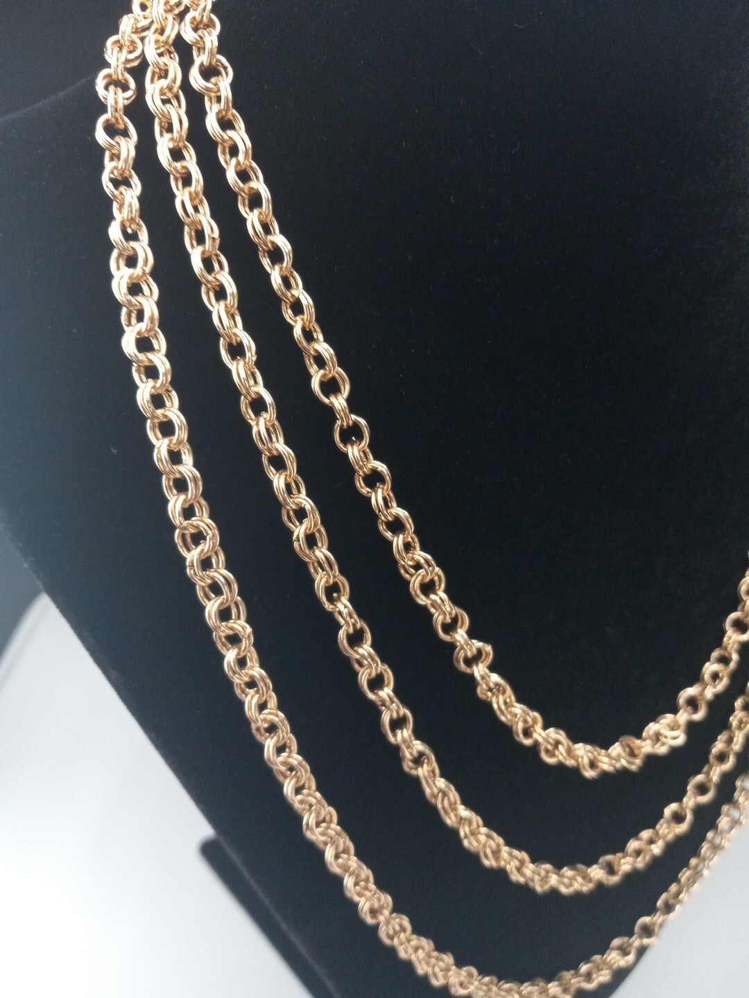 NY Gold Tone 3 Layered Rolo Chain Design 1/4 ” Wide 17″ Fashion Necklace