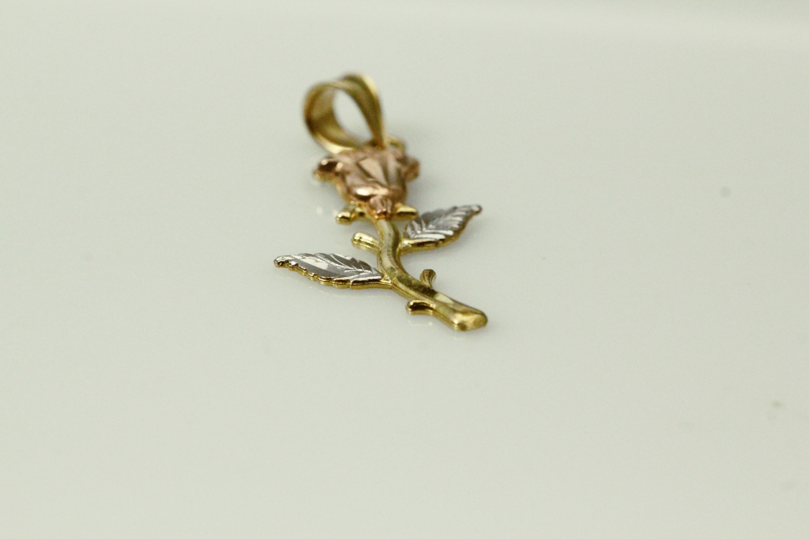10K Tri-Colored Gold Rose Pendant 1.2 grams (PEN9820)
