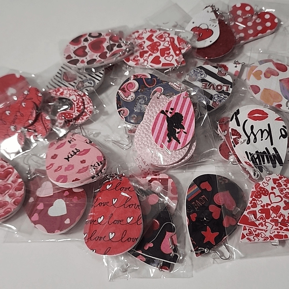 Heart Themed Earrings Set Kiss LOVE marry me Hearts Teardrop Earring