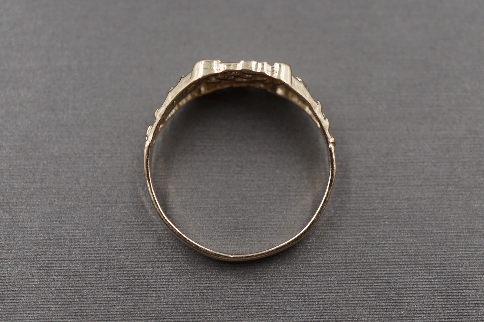 14K Solid Yellow Gold 10MM Diamond Cut Men Women Nugget Band Ring. Size 9.5