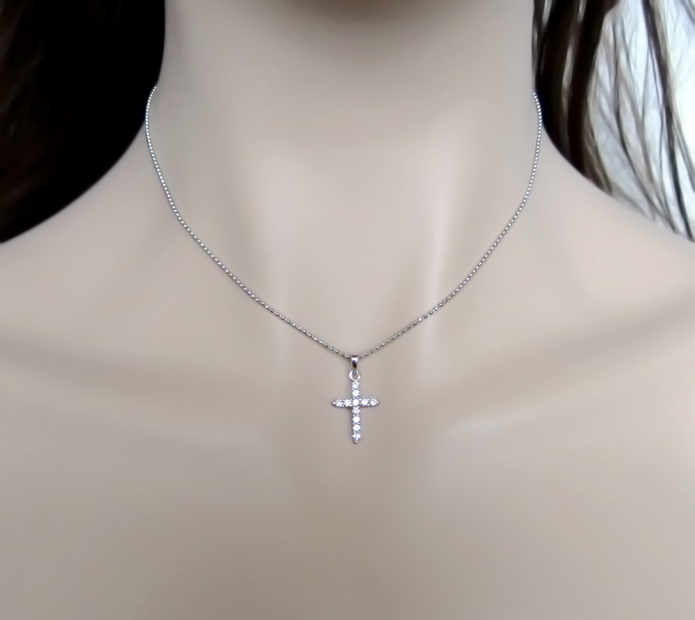 CZ CRYSTAL PAVE SETTING SMALL CROSS PENDANT CHARM NECKLACE SILVER TONE CLEAR