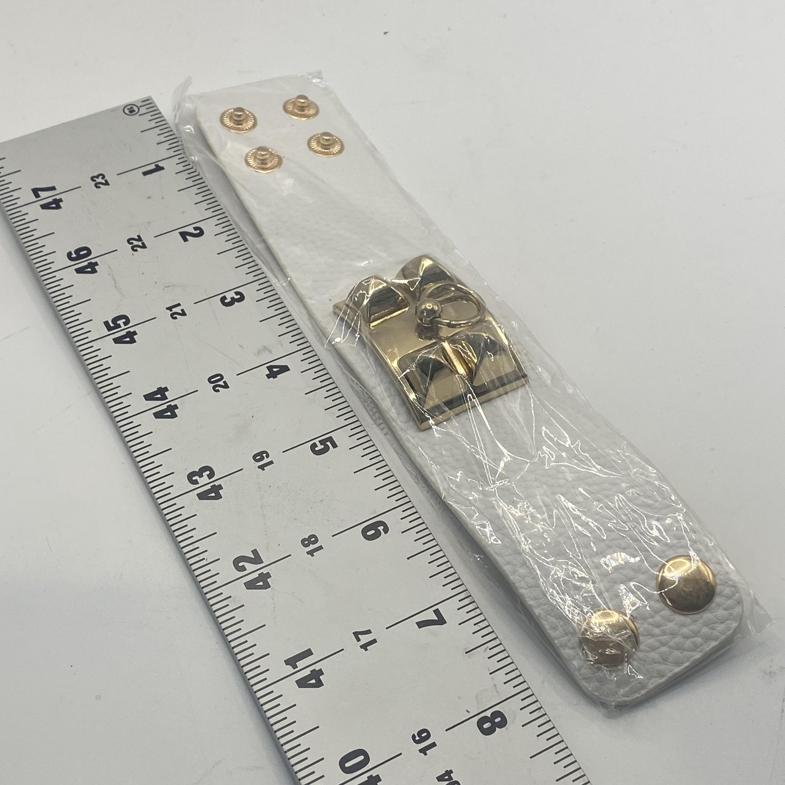 White Leather Cuff Bracelet Gold Tone Stud Plate Snap Closure 7.5 In Adjustable