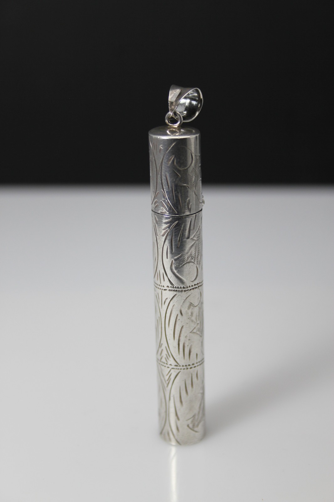 Sterling Silver 925 Hinged Poison/Perfume/Prayer Bottle Pendant 12.4 G PEN10277