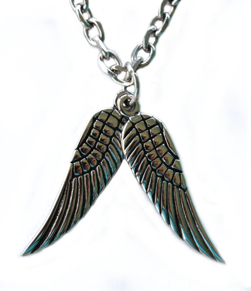 Women’s Stainless Steel Link Chain / Dangling Pair of Angel Wings Pendant 66