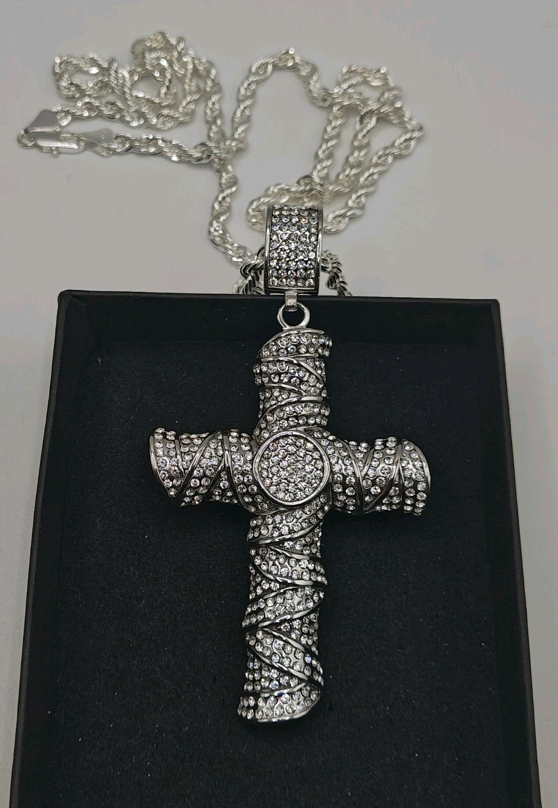 White Gold Filled Diamond Cut Rope Chain Silver Plated Stainless Cross Pendant