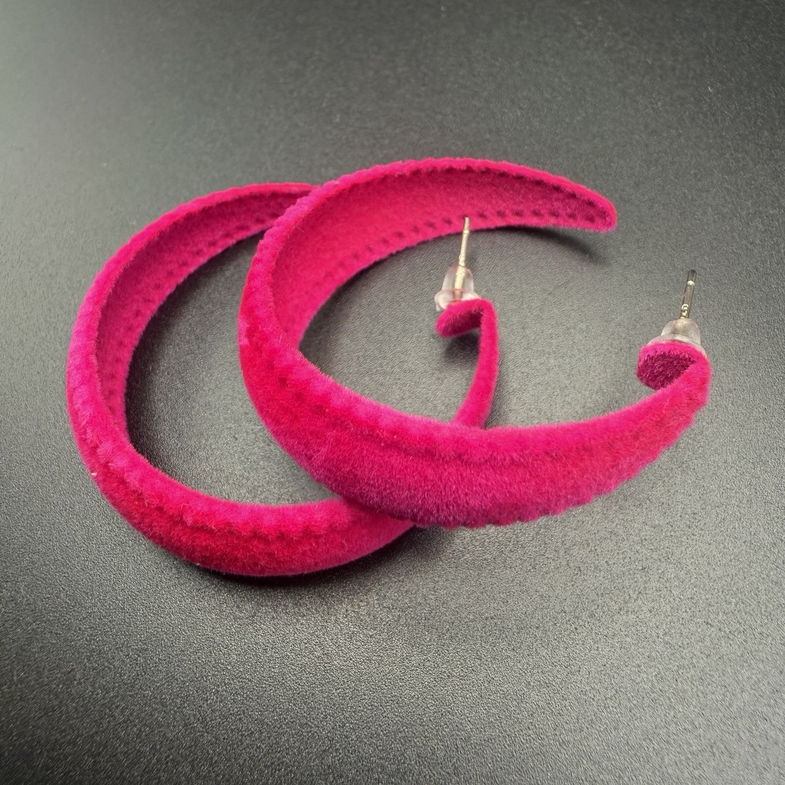 Chunky Velvet Hoop Earrings – Fuzzy Hot Pink Plush Open C Shape Studs Women’s