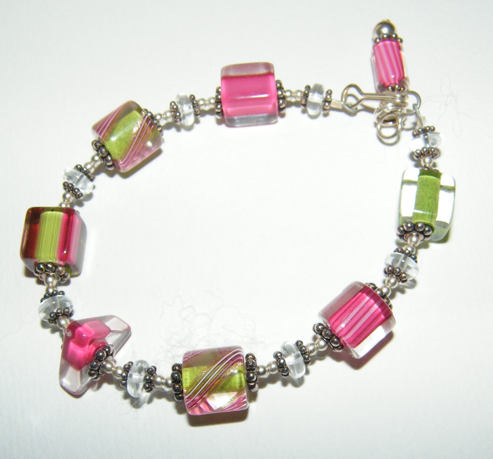 Jewelry Lot – 3 Glass Bead Bracelets – Multi Colors – 7″ to 7.5″ long