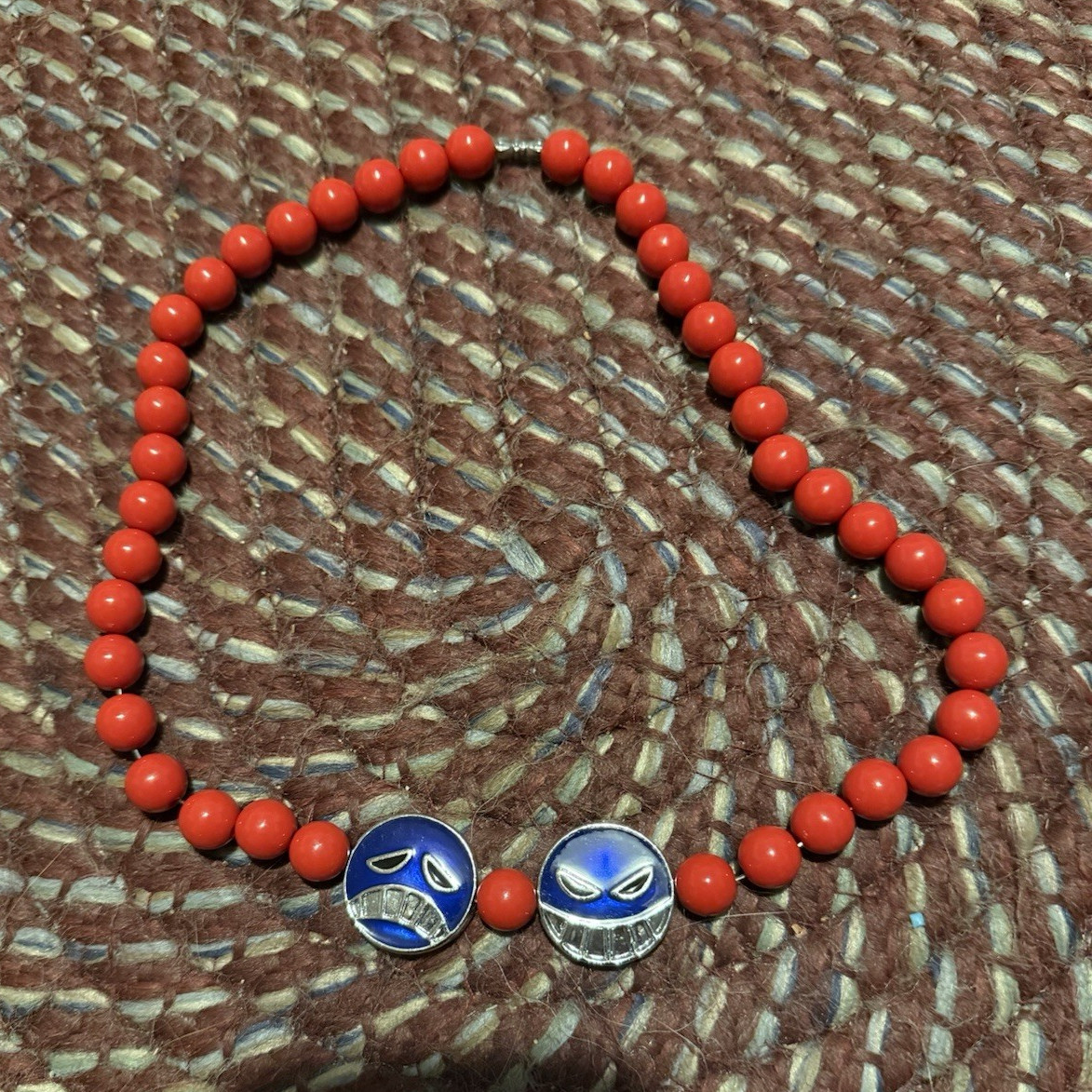 Red/Blue/Silver Beaded Ball Chain Necklace w/ Round Charm – Cartoon/Anime