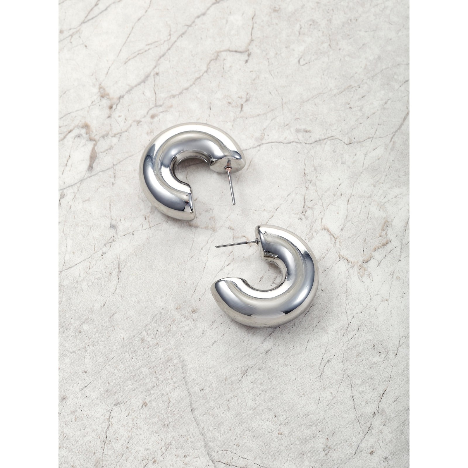 Time and Tru Women’s Chunky Silvertone Bubble Hoop- lightweight