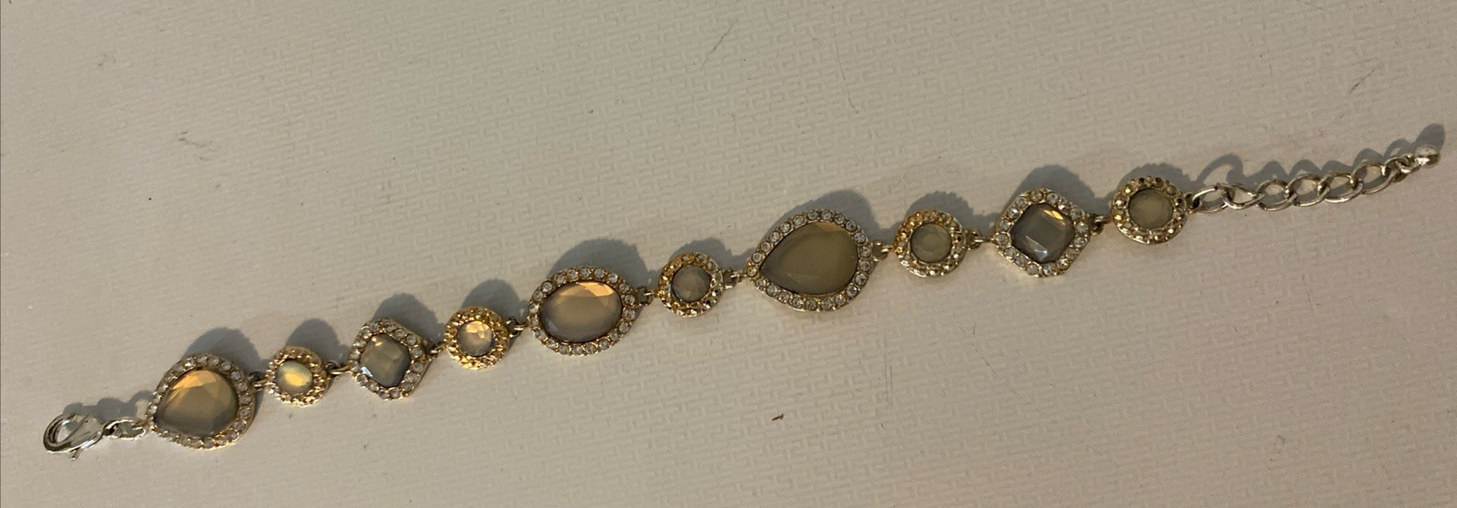 5x bracelets& 2x Rings Nice Rhinestones Varied