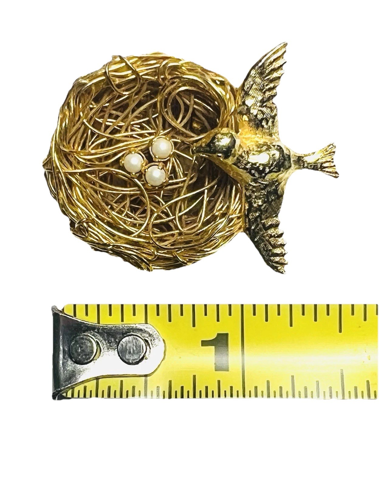Vintage Signed JEANNE Gold Tone Bird’s Nest Brooch with Faux Pearl Eggs Pin
