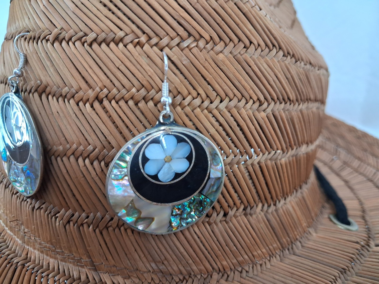 Mexico Alpaca Mother Of Pearl Abalone Dangle Earrings .925 Silver