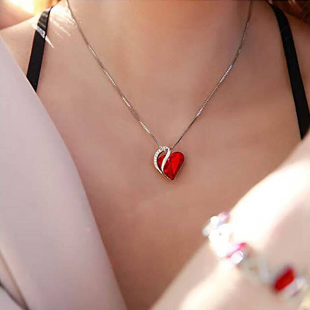 Ocean Crystal Love Heart Pendant Charm Necklace Clavicle Chain 12 Colors Women