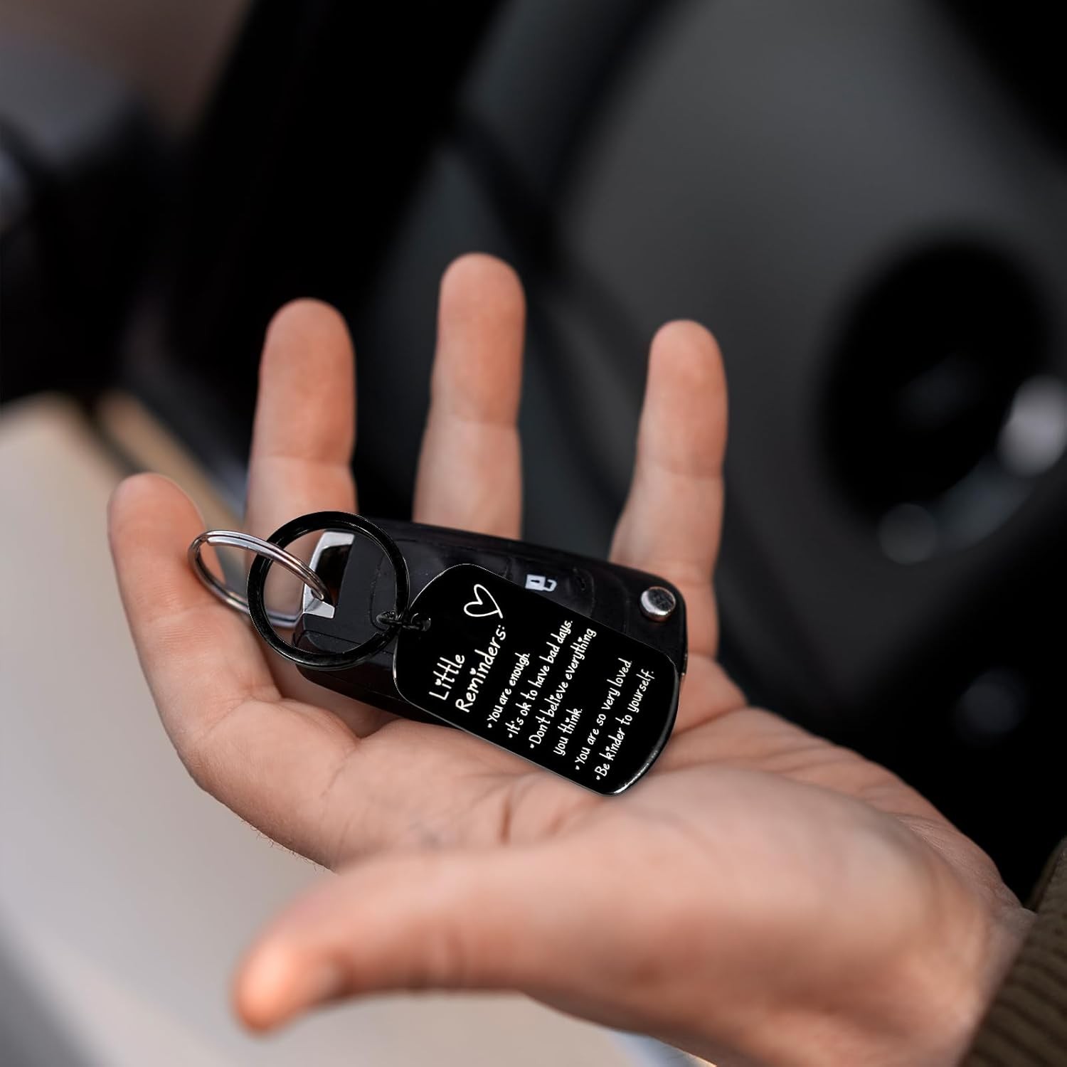 Motivational Keychain for Women & Men – Positive Affirmation Remi Color: Black
