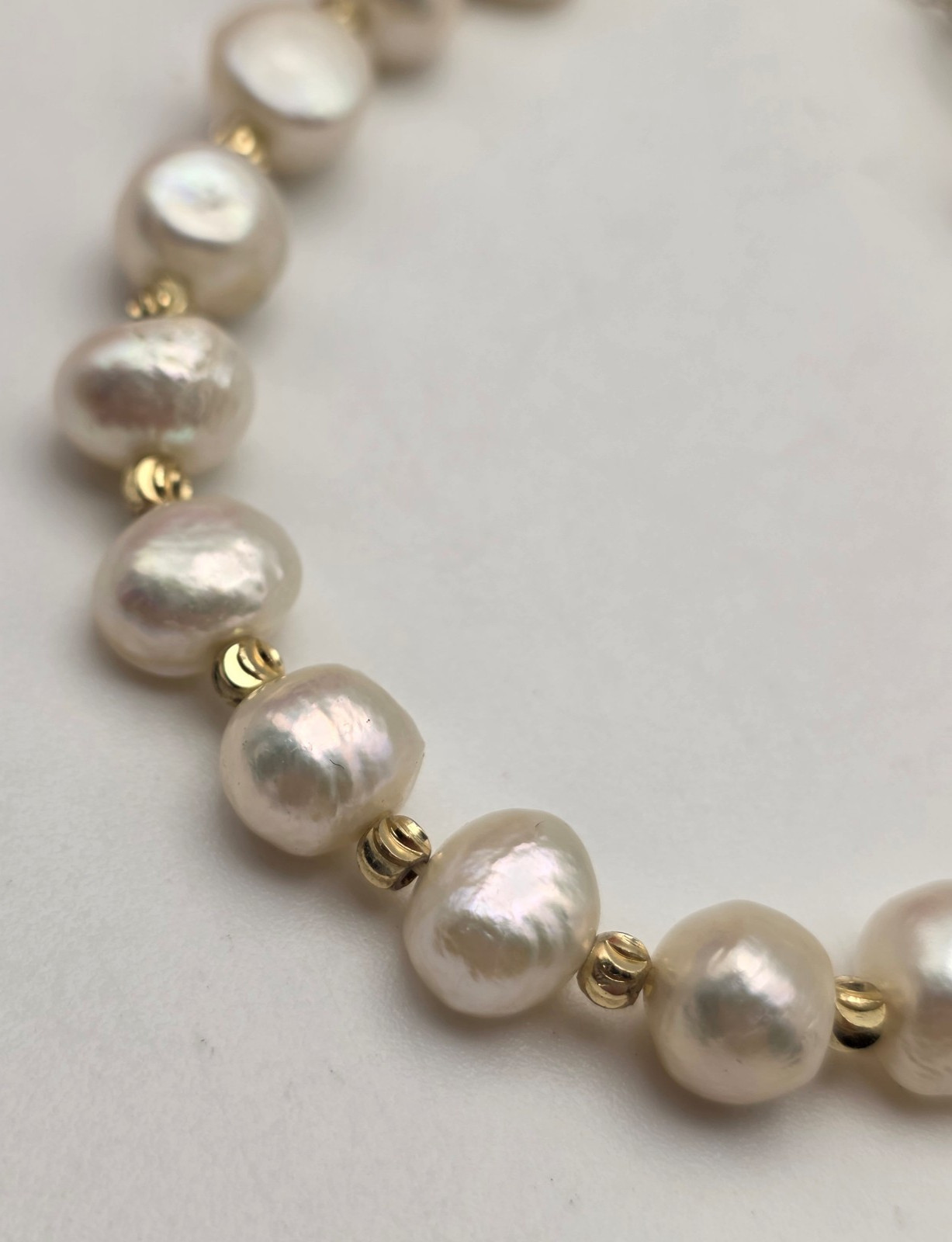 Natural Freshwater Baroque Pearl Bracelet Gold Tone CZ Toggle 7 In 9.1mm