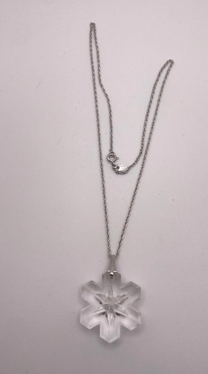 Gorham Snowflake Pendant Sterling Silver 17” Necklace With Box