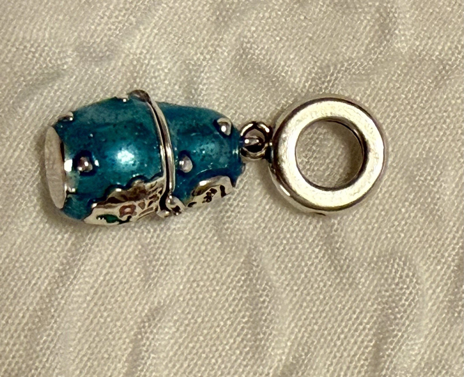 Charm / pendant – 1″h russian nesting doll charm – blue silver.New! No flaws