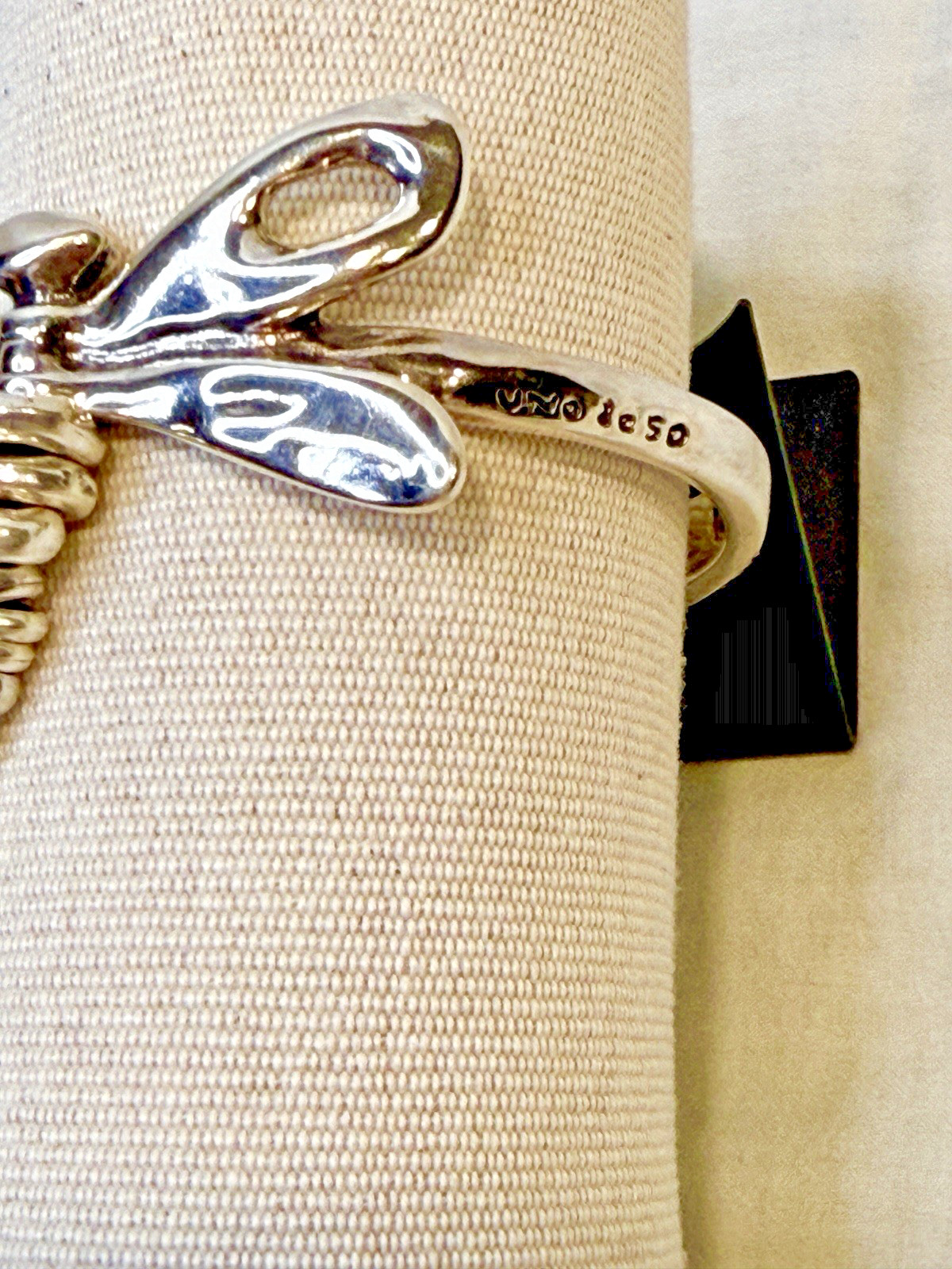 UNOde50 Bangle Cuff Bracelet with Dragonfly Size L
