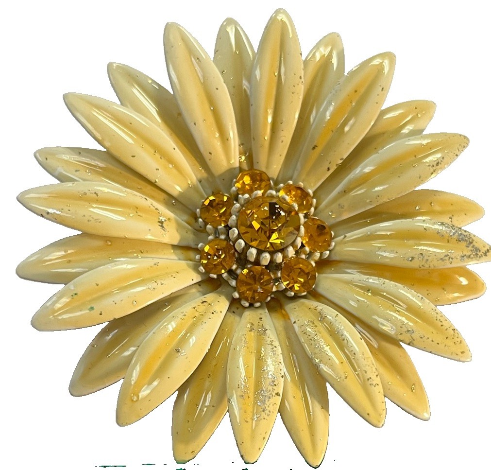 Julianna ? Flower Brooch Pin Amber Color Stone Cream Daisy Floral Unmarked