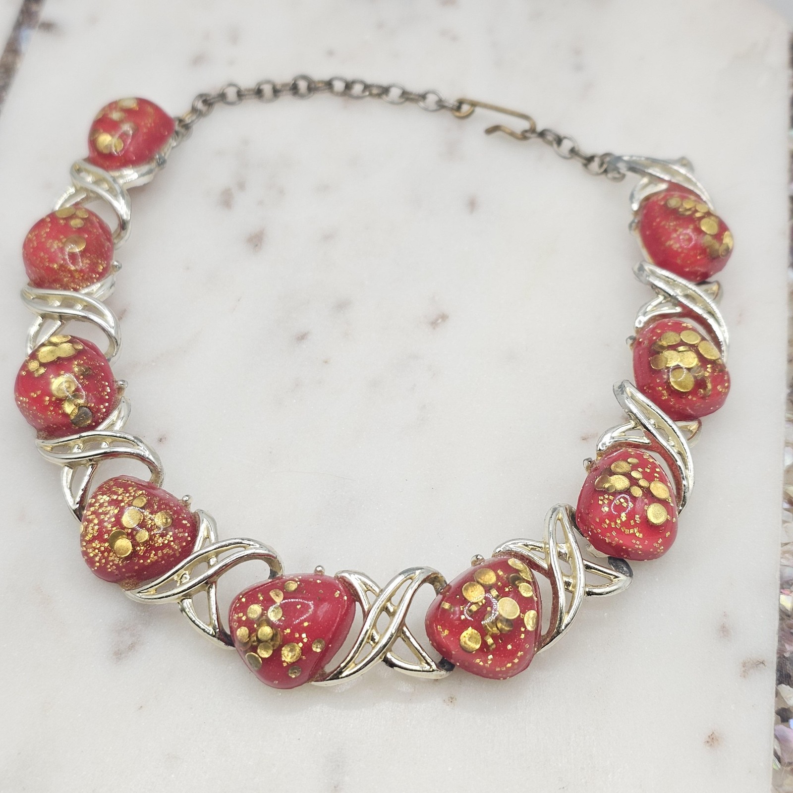 Vintage Red Lucite Acrylic Heart 13″ Gold Fleck Cabochons Silver Tone Links