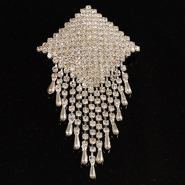 Enchanting Square Diamante Charm Brooch (Silver Tone)