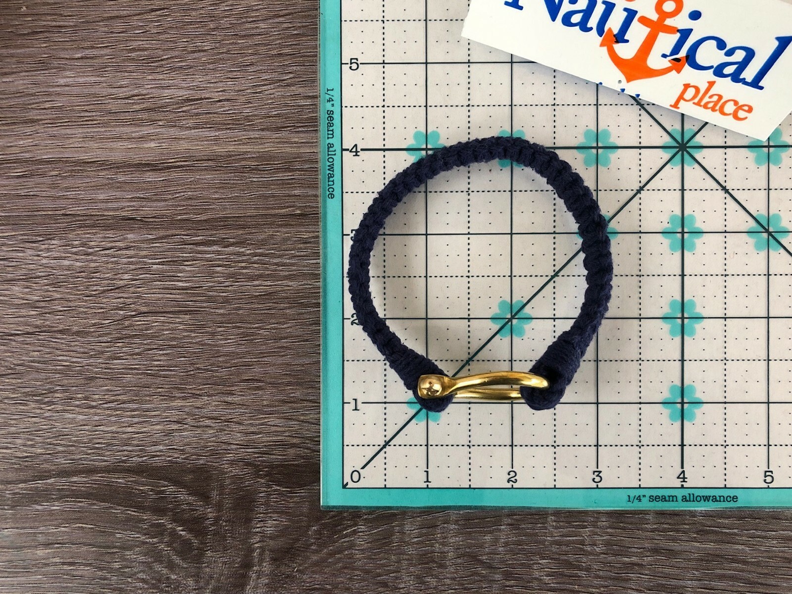Hand Tied Sailor Knot Bracelet w/ Brass Shackle – Braided Nautical Jewelry