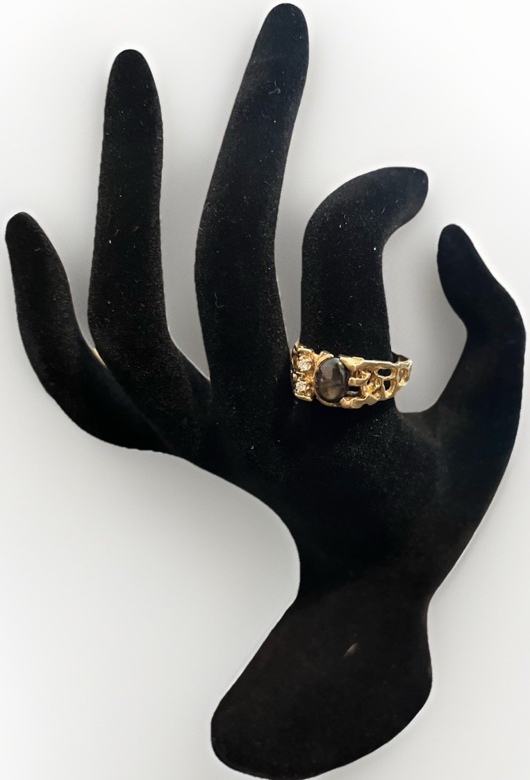 6.33 Gram 10K Gold Nugget Tigers Eye and Diamond Ring Size 10.75