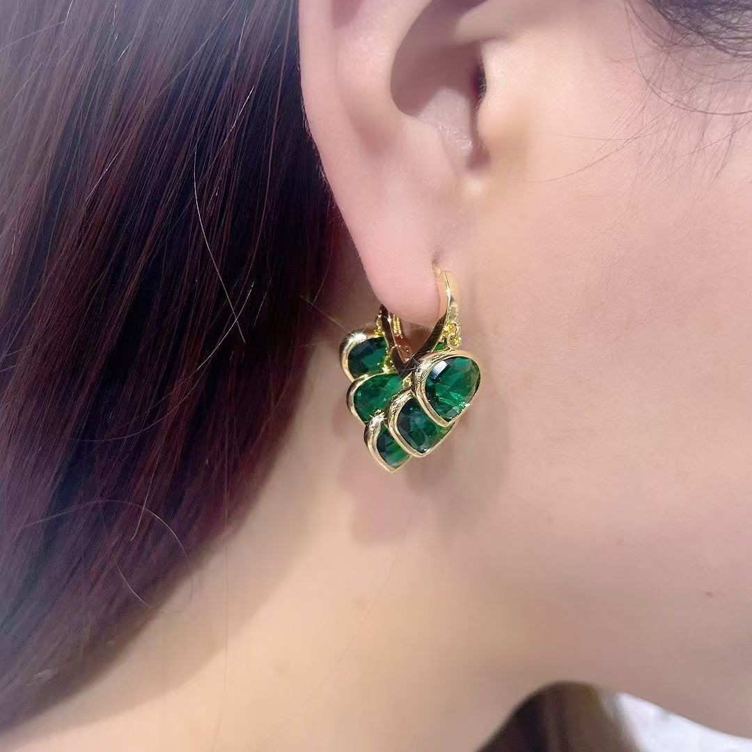Green crystal zircon earrings with niche design and high-end temperament earring