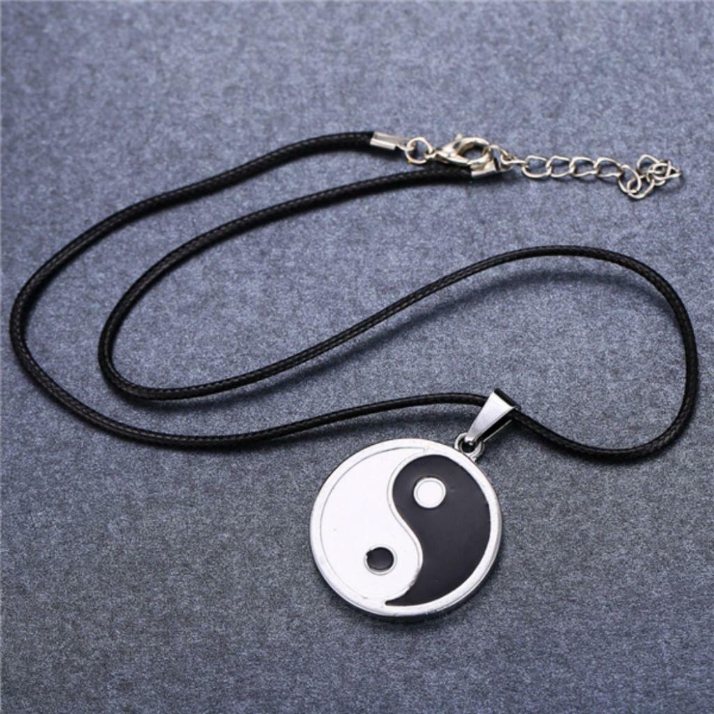 YIN YANG NECKLACE Enamel Silver Tone Pendant Charm Jewelry Tai Chi Martial Arts