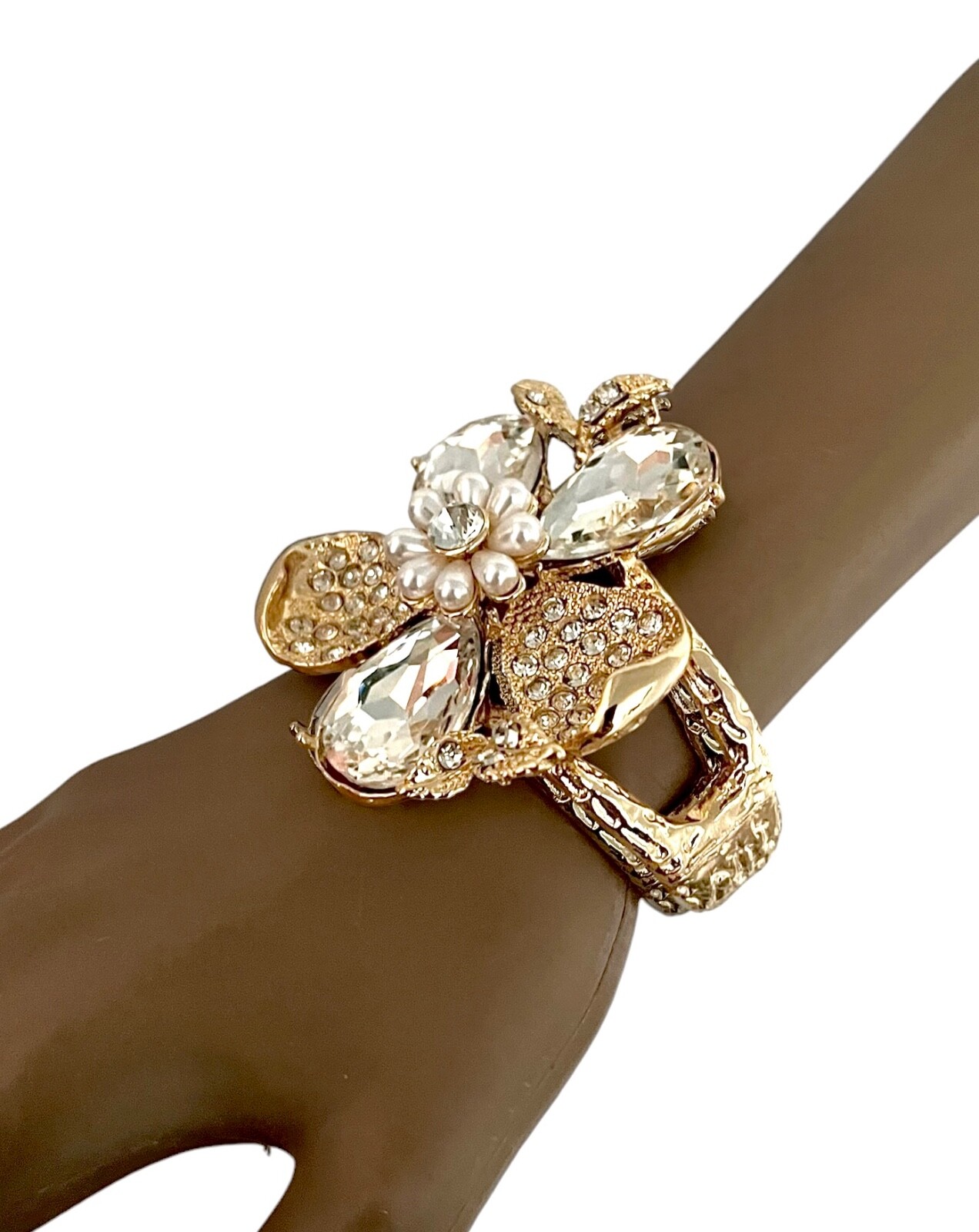 2.5“ Wide Clear Crystals Chunky Statement Heavy Bangle Hinge Flower Bracelet