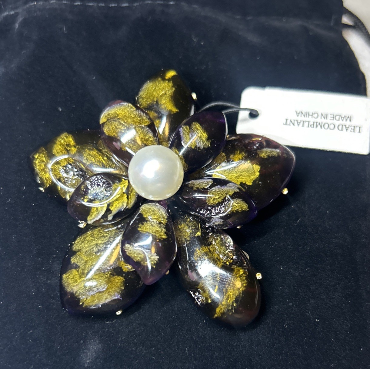 NATASHA RESIN FLOWER BROOCH WITH MULTICOLOURED RHINESTONES IN YELLOW/ BLACK