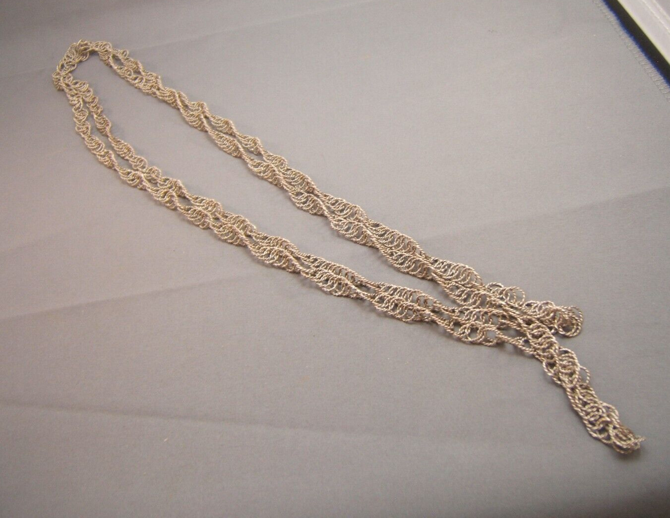 Handmade Twisted Wire Circles Link Silvertone Chain Necklace 62″ Long